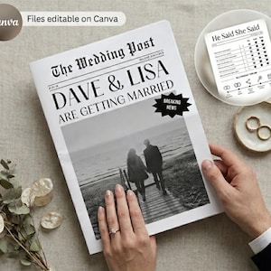 Puede incluir: Un periódico de boda con el titular "DAVE & LISA ARE GETTING MARRIED" y una foto en blanco y negro de una pareja. Una tarjeta de juego "He Said She Said", un plato pequeño con dos anillos de oro y una ramita de vegetación también son visibles.