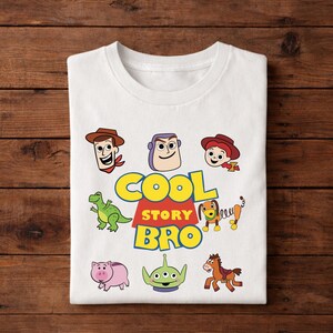 Puede incluir: Un juego de tres tazas de cer&aacute;mica con un acabado mate moteado. Las tazas son de color crema, gris claro y gris oscuro. Cada taza tiene un dise&ntilde;o simple y minimalista y un asa redondeada.