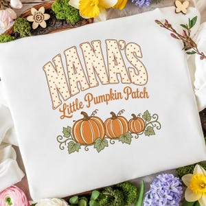 Nana's Little Pumpkin Patch PNG, Retro herfst sublimatieontwerp, Oma herfst shirt PNG, Polka Dot Cottagecore digitale download clipart