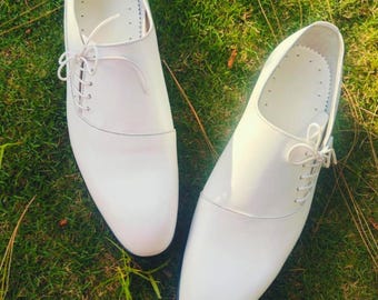 Zapatos Oxford de cuero blanco hechos a mano - Zapatos de vestir brogue clásicos