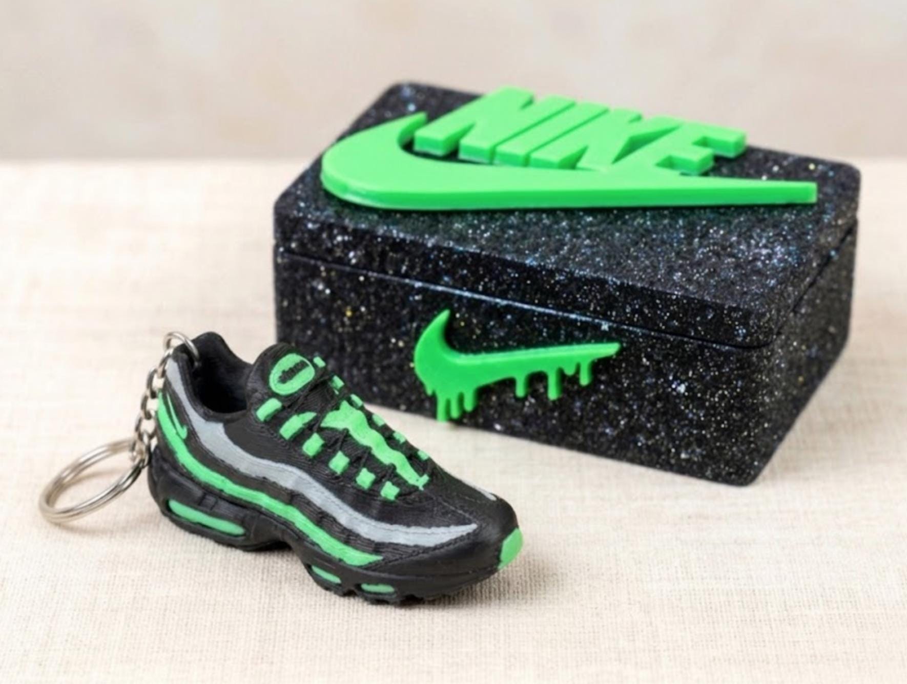 Nike Air Max Keychain - Etsy