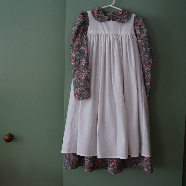 READY TO SHIP Size 8 | Girls' Prairie Dress w/Opt White Pinafore, Apron, Bonnet | Long Sleeves | Pioneer | Flower Girl | Modest | Green