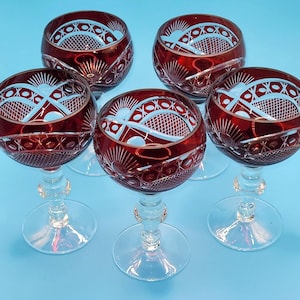 Set of 5 Vintage Red Cut Glass Goblets – Ruby Glassware – Clear Stem Wine Glasses – Mid‑Century Tableware