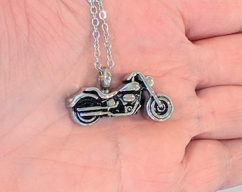 Motorcycle Urn Necklace for Ashes – Biker Memorial Cremation Pendant