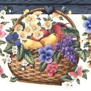 Rustic harvest fruit prepasted wallpaper border 15ft x 8.7in - vintage floral and berry trim for country kitchen dining room decor
