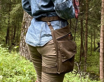 Gewachste Canvas Beintasche mit anpassbarer Tasche, Wasserdicht Dunkelgrün