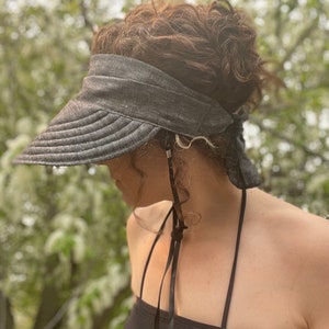 Wide Linen Visor Garden Boss Sun Hat image 2