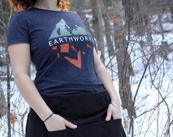 Womans Earthworker Tee Shirt in Dark Gray