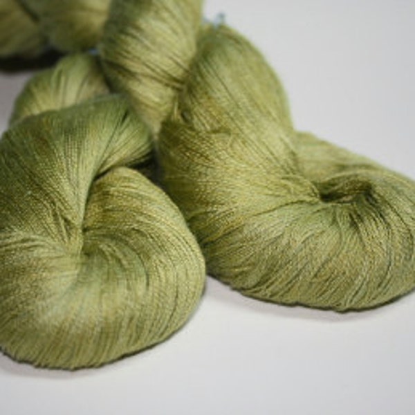 Cobweb Lace Yarn Hand Dyed Milk Silk LeSC Lait et Soie Cobweb 1azc Phrenite