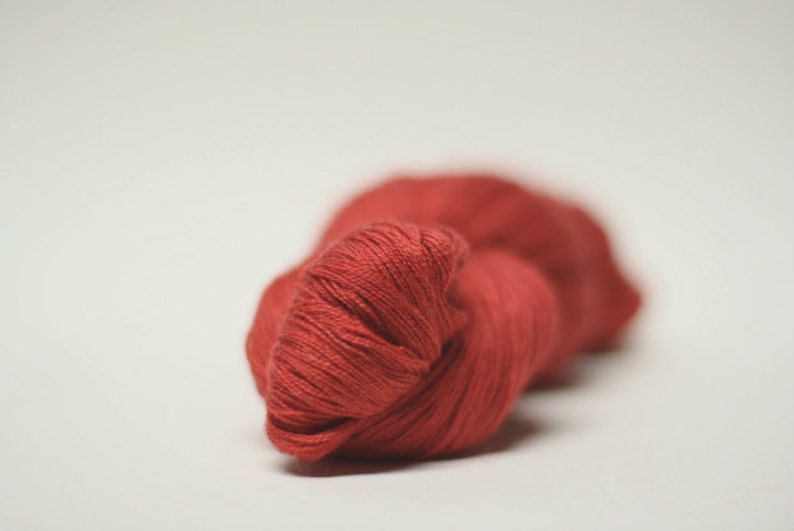 Baby Camel Silk Cobweb Lace Yarn Hand Dyed Soie Et Bebe Chameau Simply Red Craft Supplies Tools Macrame Dalasmaker Se