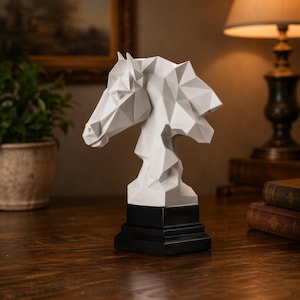 Escultura de cabeza de caballo cúbica - Figura de caballo poligonal coleccionable - Adorno artístico exclusivo de resina - Decoración moderna para el hogar, la oficina y el estudio