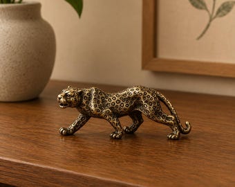 Retro Brass Money Leopard Figurine - Office Desktop Decor - Antique Copper Cheetah Statue - Pocket Play Collectible - Lucky Wealth Mascot