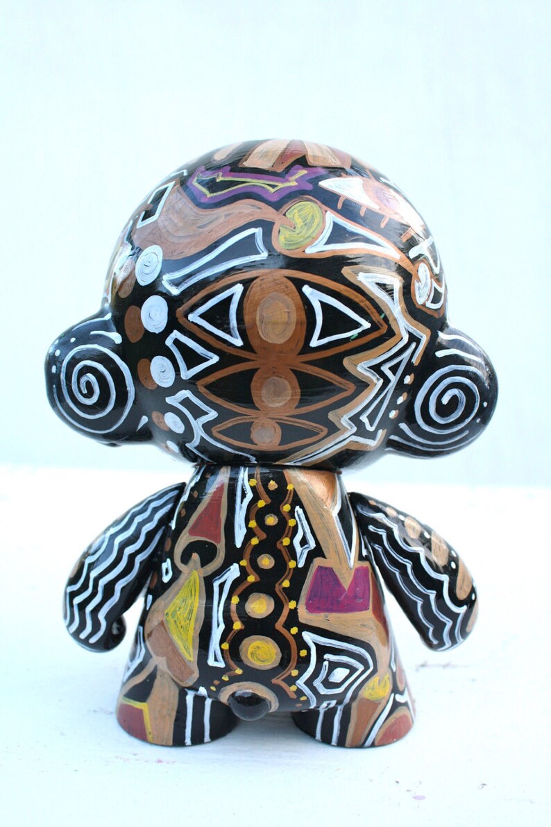 KIDROBOT Kid Robot Mega Munny Sculpture Painting Vinyl Toy Contemporary