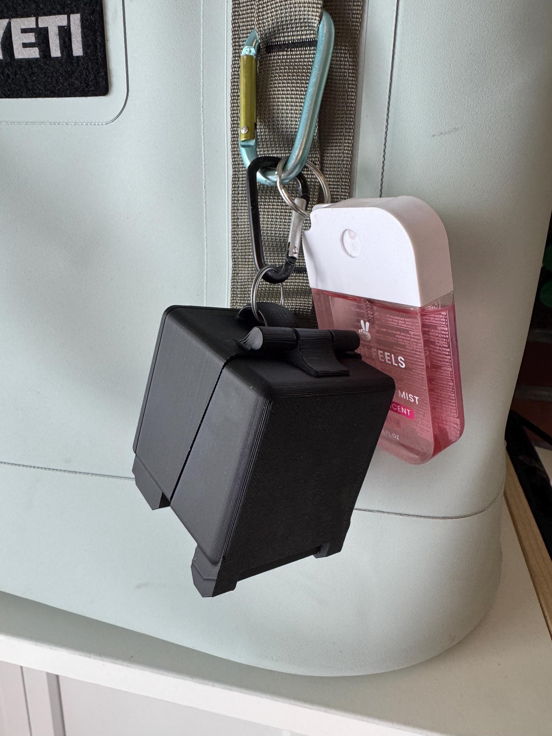 Needoh Keychain Needoh Nice Cube Keychain Case Holder, Squishy Fidget Travel Case Clip ...