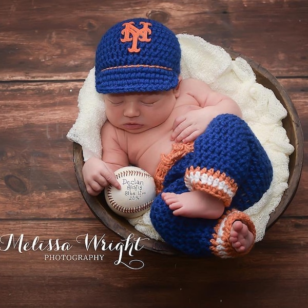 Newborn Baseball cap ,Baseball photo prop -- Crochet baseball hat,Coming Home Outfit-- NY Mets,,Yankees,,Red Sox,,LA Dodgers,,Orioles,,pants