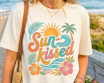 Sun Kissed Retro Beach Graphic Tee Vintage Hibiscus Floral Aesthetic Summer Vacation Shirt Coastal Cowgirl Comfort Colors®