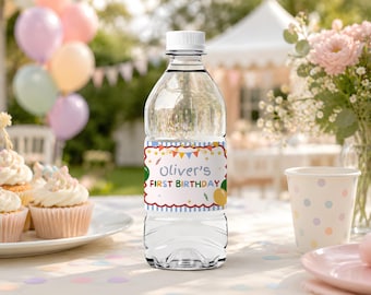 Sjabloon waterfles label 1e verjaardag, kleurrijke ballonnen verjaardagsdecor, klassiek dranketiket eerste verjaardag, bewerkbare afdrukbare canvas