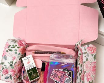Viral Curated Scoop Box (Mini Gift Box)