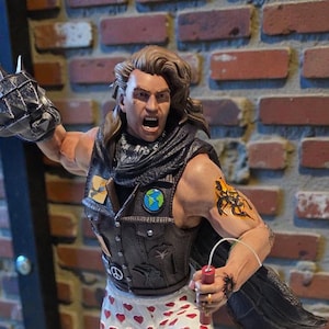 Dungeon Crawler Carl 320 mm/12 cali Statuetka - Malowana ręcznie żywica - Figurka Carla