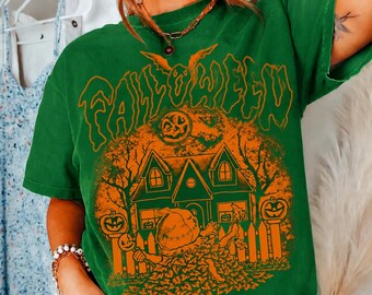 Vintage Halloween Shirt, Spooky Haunted House Tee, Retro Fall Halloween T-Shirt, Pumpkin Ghost Graphic Tee, Cute Autumn Shirt,Halloween Gift