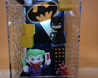Batman and Joker jumping spider enclosure / handpainted lighted acrylic terrarium 8x4x4