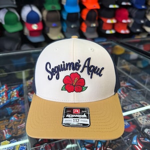 Colección Gorras Seguimo' Aqui - Gorra Trucker Richardson 112 Bordada | Puerto Rico Proud