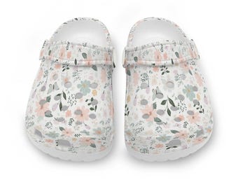 Zapatos infantiles con agujeros