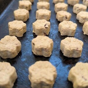 Paw Print Rabbit Treats- 24 pack image 3
