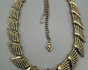 Vintage Gold Tone Wing / Feather Panel Collar Necklace | 1960s–70s Statement Costume Jewellery | Adjustable Chain with Heart Drop Clasp