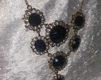 Collar cascada de filigrana en latón negro y antiguo / Estilo gótico victoriano / Joyería llamativa