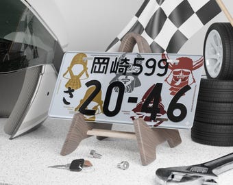 Placa decorativa con diseño de casco de samurái japonés