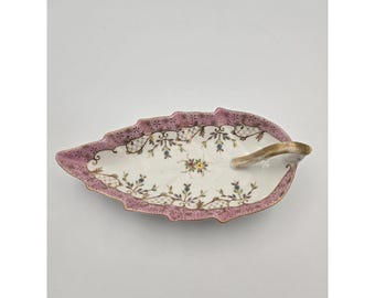 Bandeja vintage para joyas, baratijas y objetos de joyería con forma de hoja, de porcelana rosa y oro con diseño floral.