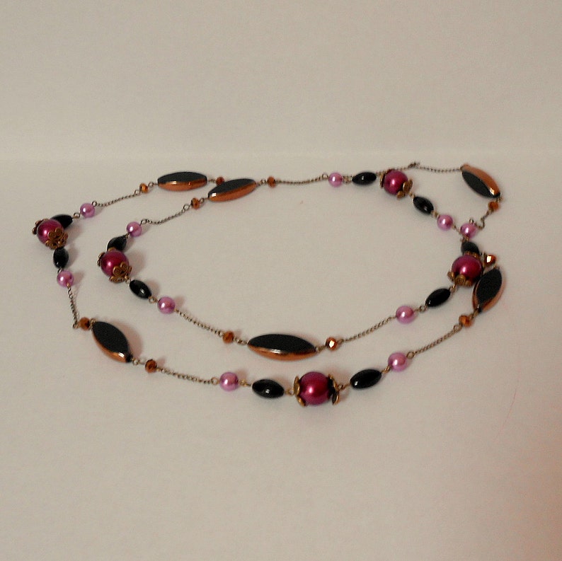 Pink mauve ruby bronze and black vintage style long necklace