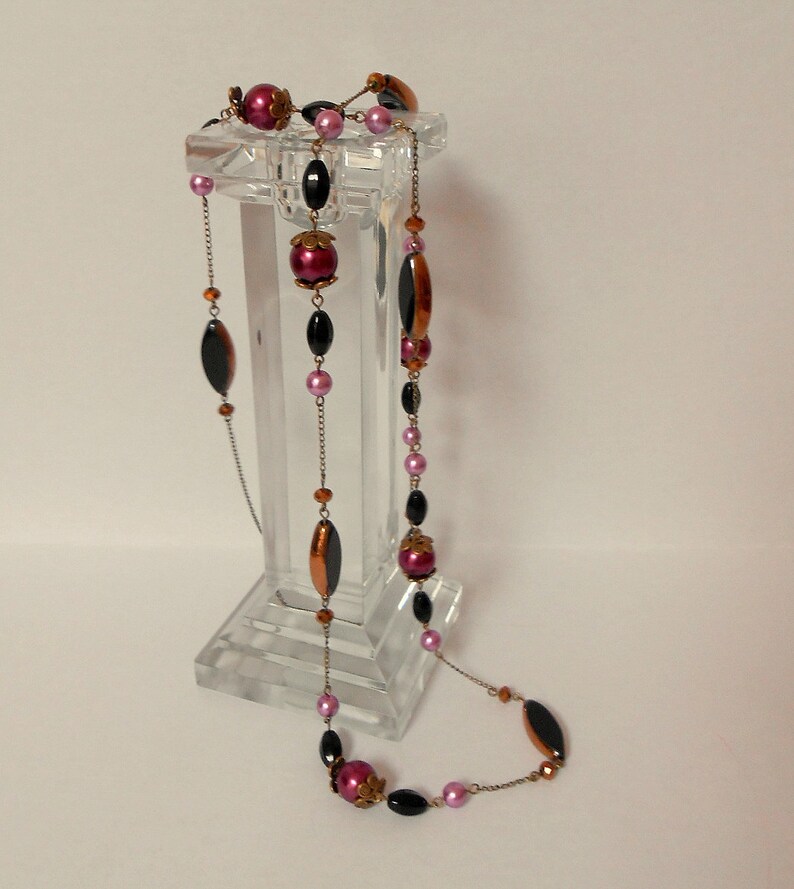 Pink mauve ruby bronze and black vintage style long necklace