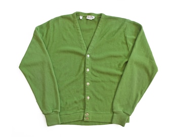 vintage green cardigan / 60s cardigan / 1960s olive green acrylic knit Kurt Cobain grandpa cardigan Large