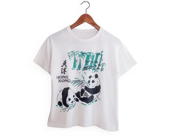 vintage Panda shirt / Hong Kong shirt / 1980s Panda Bear Hong Kong souvenir single stitch t shirt Small