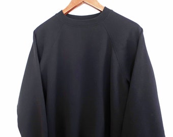 vintage sweatshirt / raglan sweatshirt / 1980s deadstock Hanes black raglan blank sweatshirt Medium