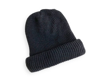 vintage beanie / watch cap / 1970s black acrylic knit ribbed beanie watch cap cuffed rolled toque