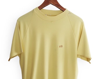 Hang Ten shirt / 60s t shirt / 1960s yellow Hang Ten raglan short sleeve surfer t shirt Medium