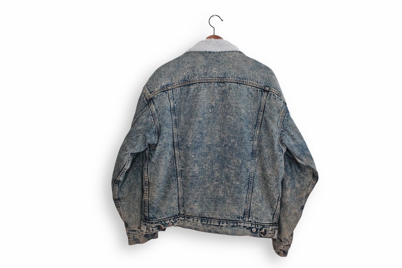 Levis denim jacket / Levis sherpa jacket / 1980s Levis sherpa lined denim jacket acid washed Large image 4