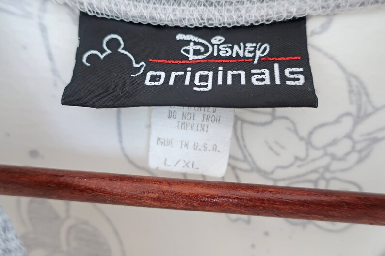 vintage t shirt Minnie Mouse shirt 90s Disney tee 1990s Minnie Mouse all over print Disney Originals t shirt Large