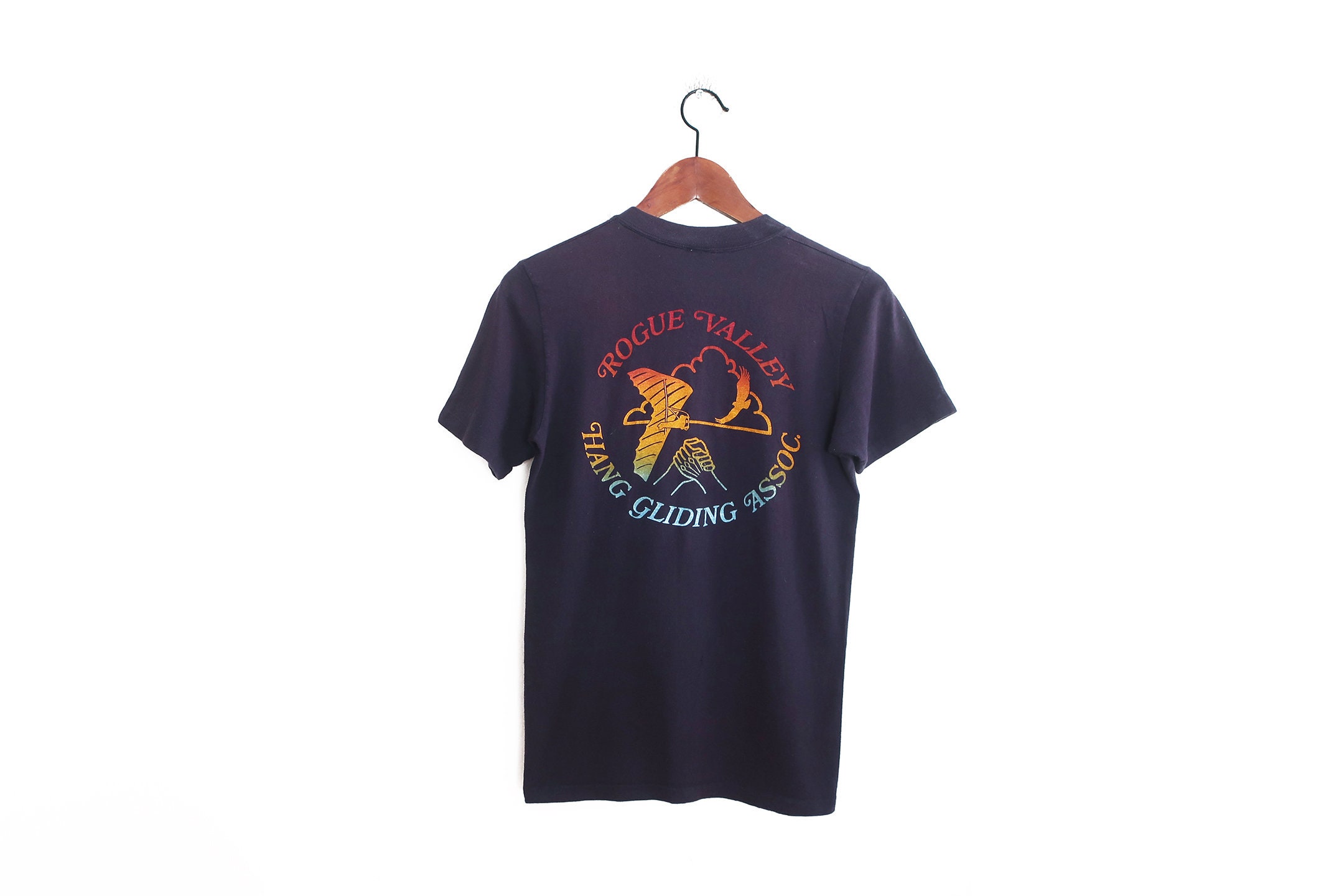 Vintage T Shirt / 70s Shirt / 1970s Stedman Hi Cru Rainbow Print