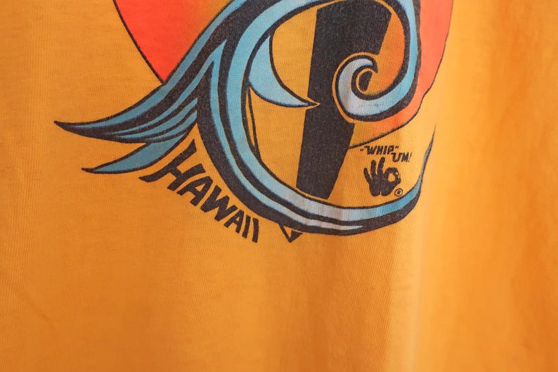 Vintage surfskjorta / 70-tals t-shirt / 1970-tals Hawaii Surfer gul bomullsaloha t-shirt XS bild 8