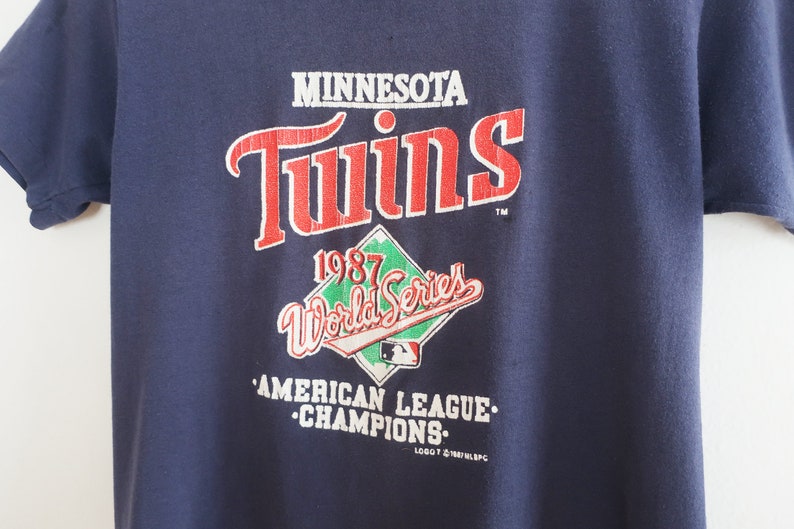 vintage Minnesota Twins shirt / 80s baseball shirt / 1980s Minnesota Twins World Champs 1987 shirt XS image 2