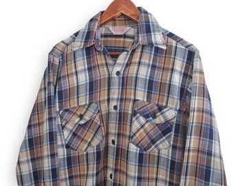 plaid flannel shirt / 70s flannel shirt / 1970s blue plaid thick cotton button up shirt Medium