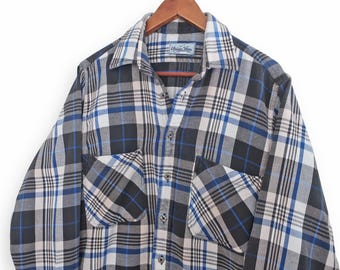 70s plaid flannel / lumberjack shirt / 1970s blue and black plaid thick cotton long sleeve button up Large