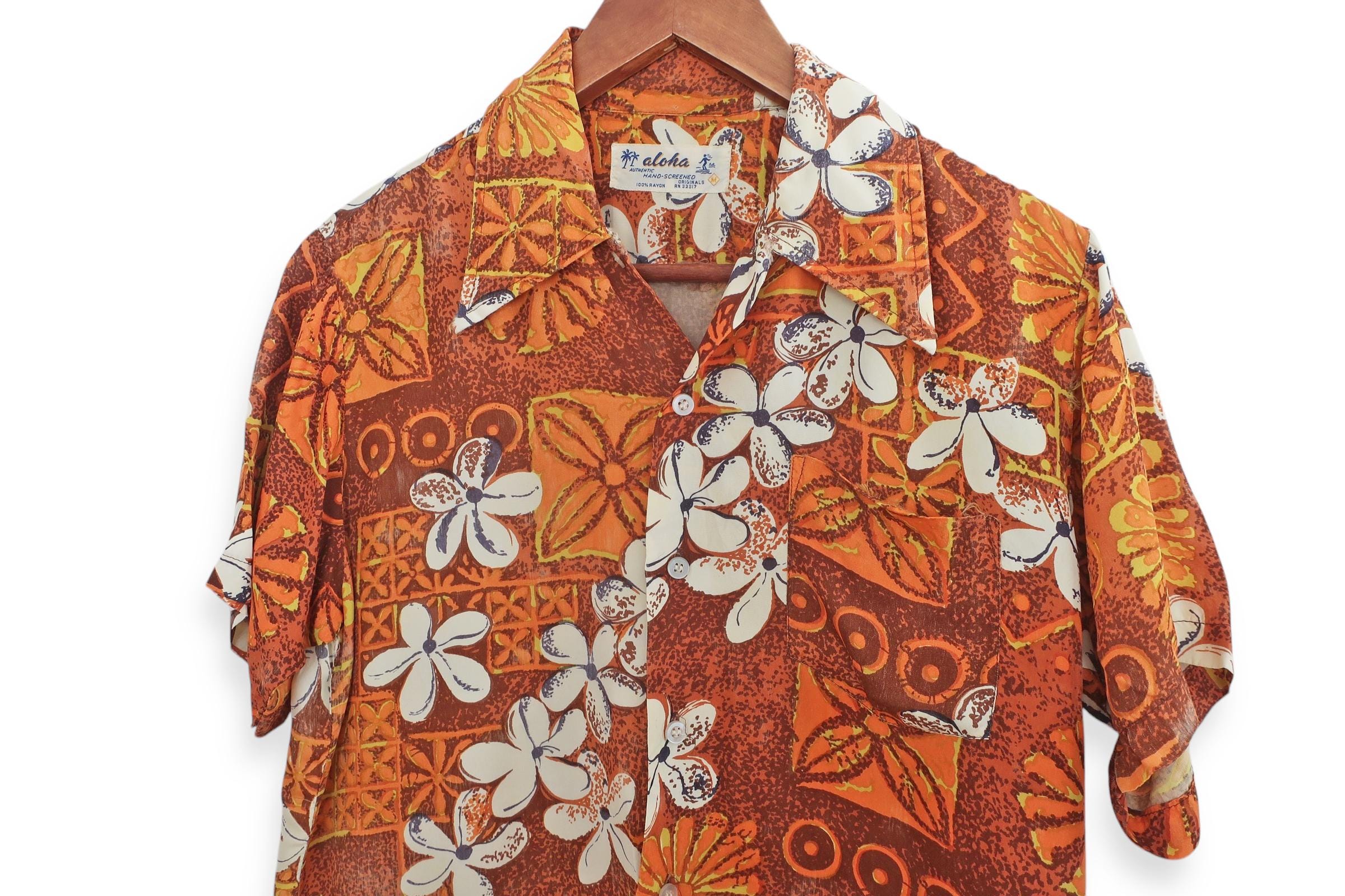トップス 50s picture print aloha shirt vintage L Vintage Aloha Shirt / 50s Hawaiian Shirt / 1950s Rayon Aloha