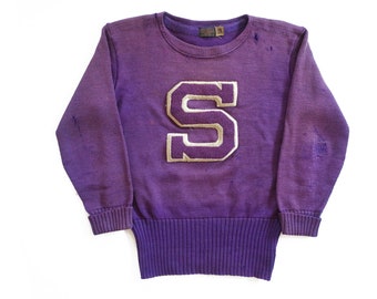 varsity sweater / letterman sweater / 1940s Wilson sun faded purple collegiate wool knit letterman sweater Medium