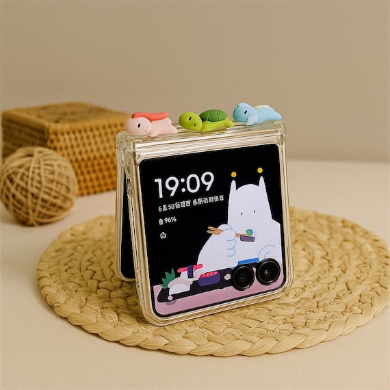 Korean Animal Transparent Phone Case – Motorola Razr, Samsung Flip Series Cover