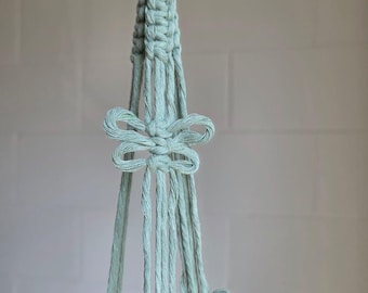 Makramee Schmetterling Aufhänger | Handmade Boho Dekor | Hängehalter | Indoor Wohnkultur | Geschenk für Pflanzenliebhaber